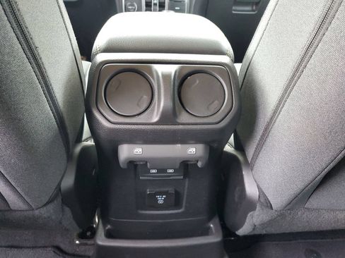 Certified 2025 Jeep Wrangler Unlimited Sahara w/ Safety Group AWD/4WD image 11