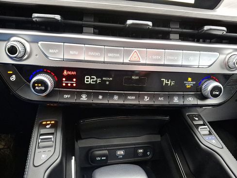 Used 2024 Kia Telluride EX X-Line image 17