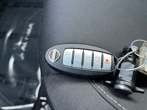 Used 2025 Nissan Altima 2.5 SV image 22