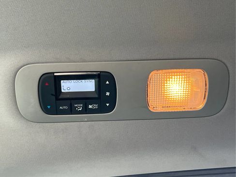 Used 2020 Honda Odyssey Elite image 45