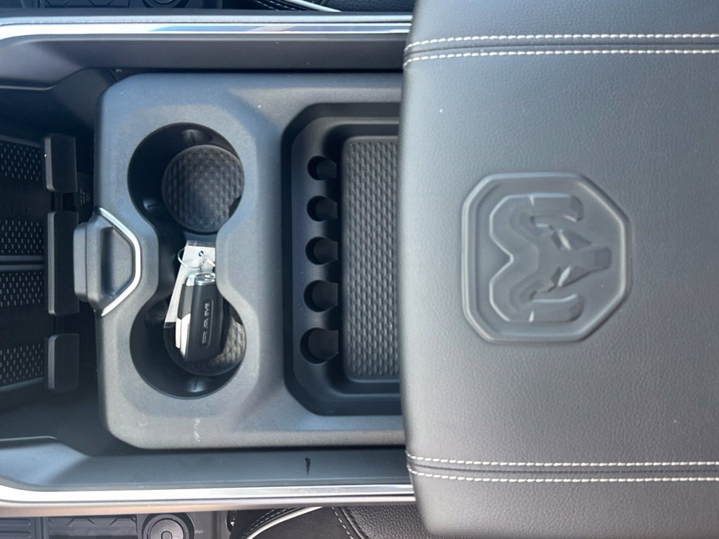 New 2027 RAM 3500 Laramie AWD/4WD image 33