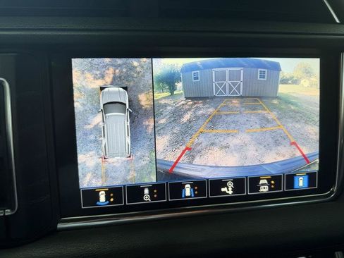 Used 2021 GMC Yukon XL Denali RWD image 20