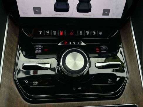 Used 2024 Jeep Grand Wagoneer L 4x4 4WD image 14