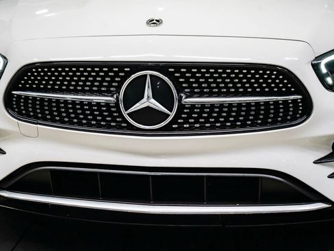 Used 2022 Mercedes-Benz E 350 Sedan image 8