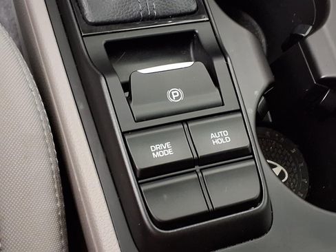 Used 2021 Hyundai Tucson SEL image 25