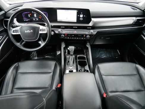 Used 2025 Kia Telluride S AWD/4WD image 12