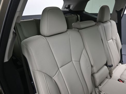 New 2026 Subaru Ascent Limited AWD/4WD image 31