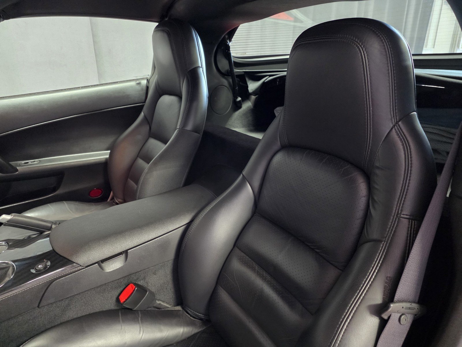 Used 2011 Chevrolet Corvette Grand Sport w/ Preferred Equipment Group RWD image 16