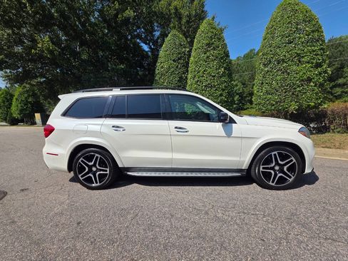 Used 2017 Mercedes-Benz GLS 550 4MATIC image 6