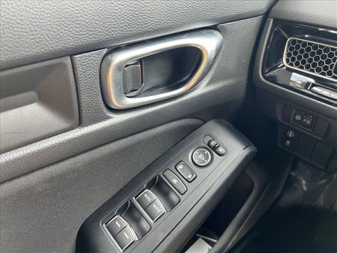 Used 2023 Honda Civic Sport image 10