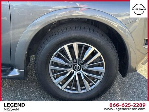 Used 2023 Nissan Armada SL image 9