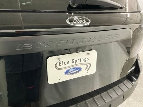 Used 2022 Ford Explorer Timberline AWD/4WD image 5