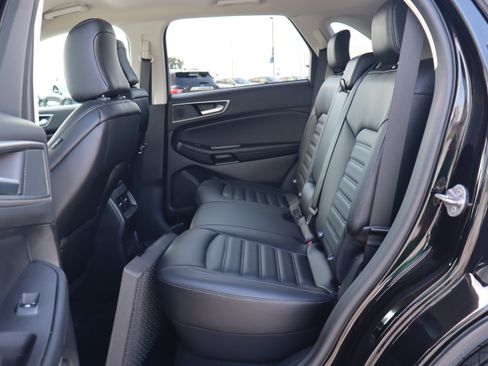 Used 2024 Ford Edge SEL w/ Convenience Package AWD/4WD image 10