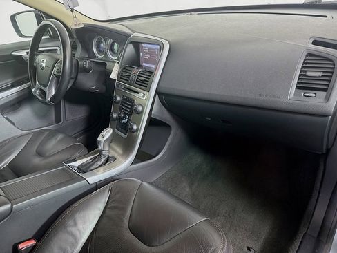 Used 2013 Volvo XC60 3.2 FWD image 33