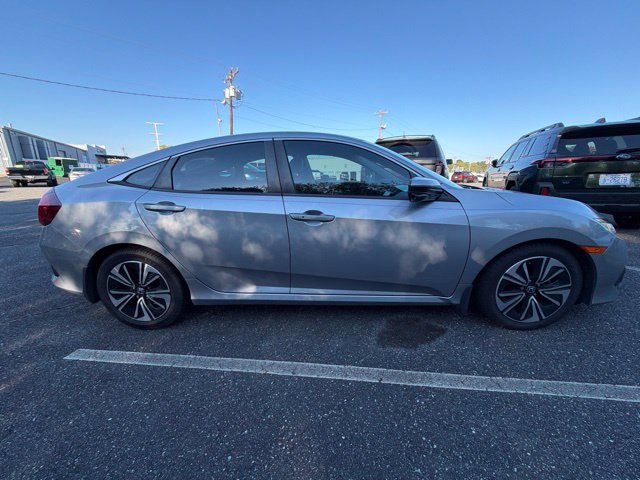 Used 2017 Honda Civic EX-L image 4