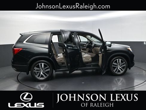 Used 2016 Honda Pilot Touring image 34