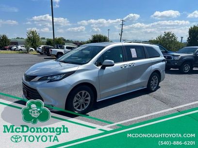 Used 2023 Toyota Sienna XLE