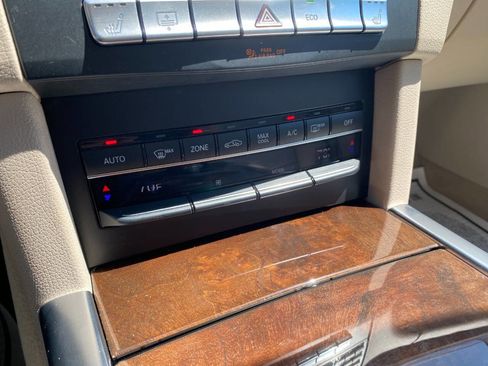 Used 2014 Mercedes-Benz E 350 4MATIC Sedan w/ Premium 1 Package image 17