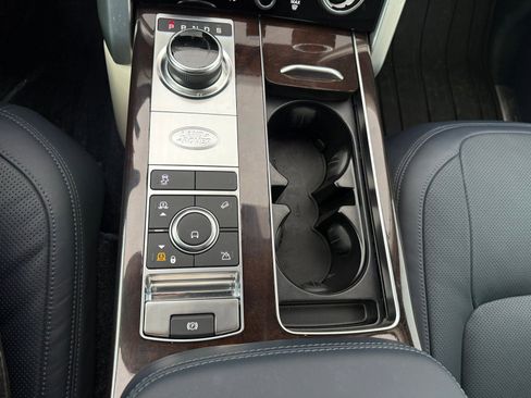 Used 2020 Land Rover Range Rover HSE image 13