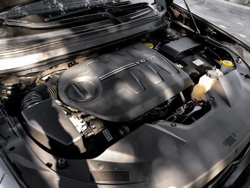 Used 2022 Jeep Cherokee Limited image 63