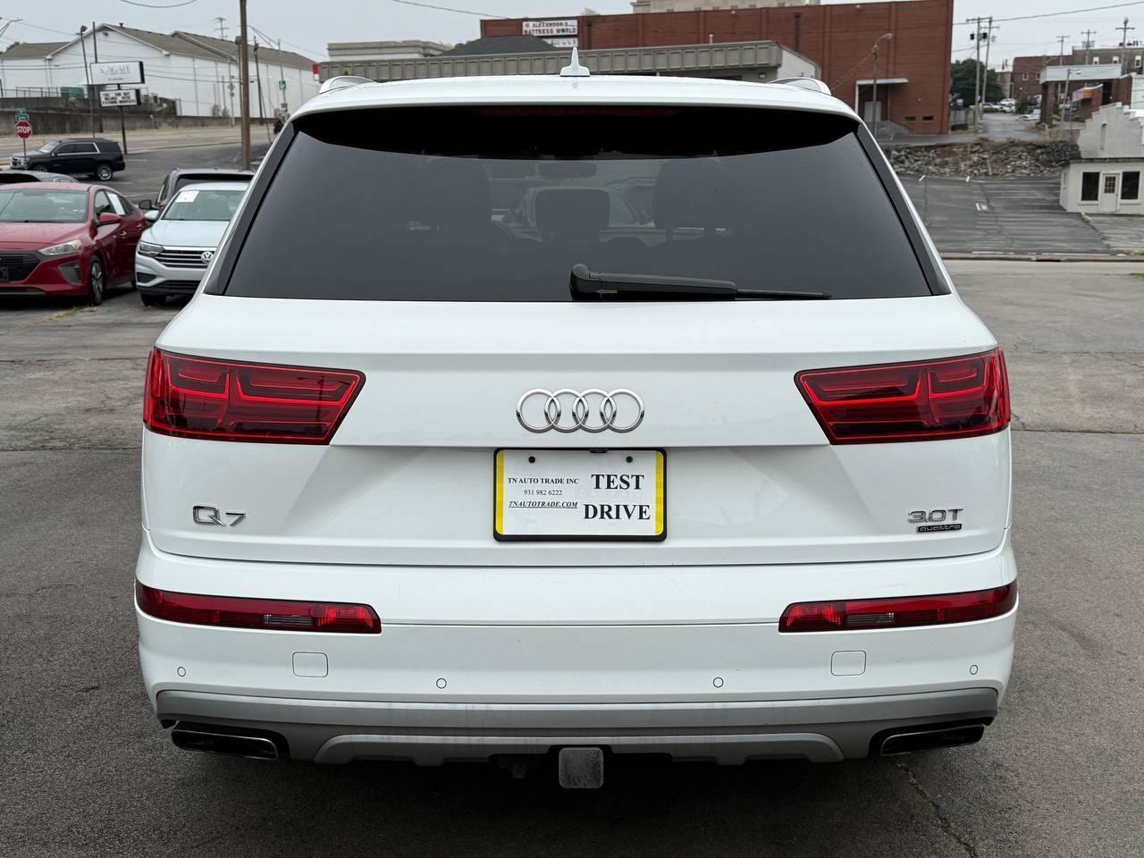 Used 2017 Audi Q7 3.0T Prestige AWD/4WD image 9