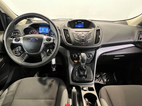 Used 2015 Ford Escape S image 18