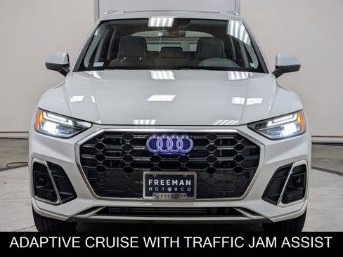 Used 2024 Audi Q5 e Premium Plus image 3