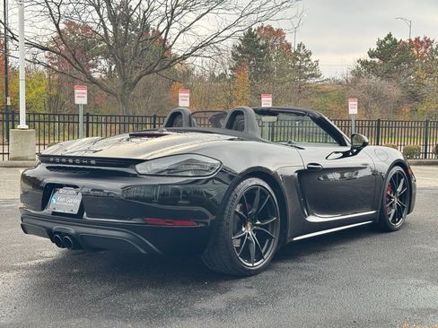 Used 2018 Porsche 718 Boxster GTS image 7