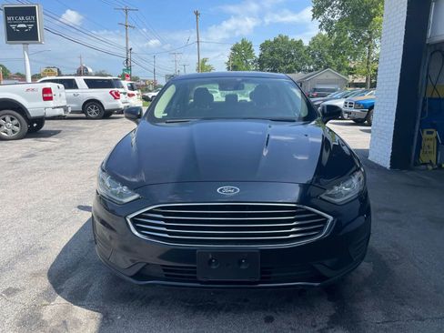 Used 2020 Ford Fusion SE image 5
