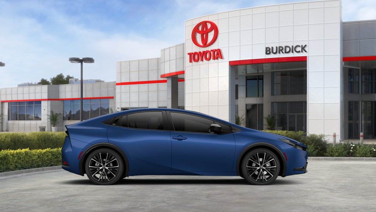 New 2026 Toyota Prius XLE FWD image 13