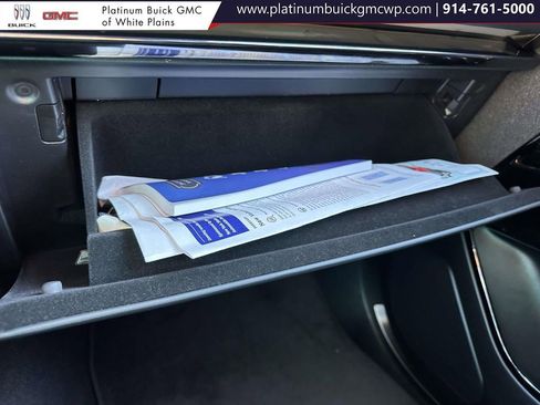 Used 2024 Land Rover Range Rover Sport Dynamic SE image 25