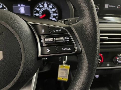 Used 2023 Kia Seltos LX image 27