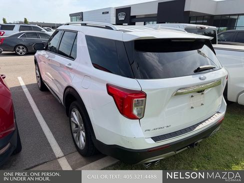 Used 2023 Ford Explorer Platinum w/ Technology Package AWD/4WD image 9