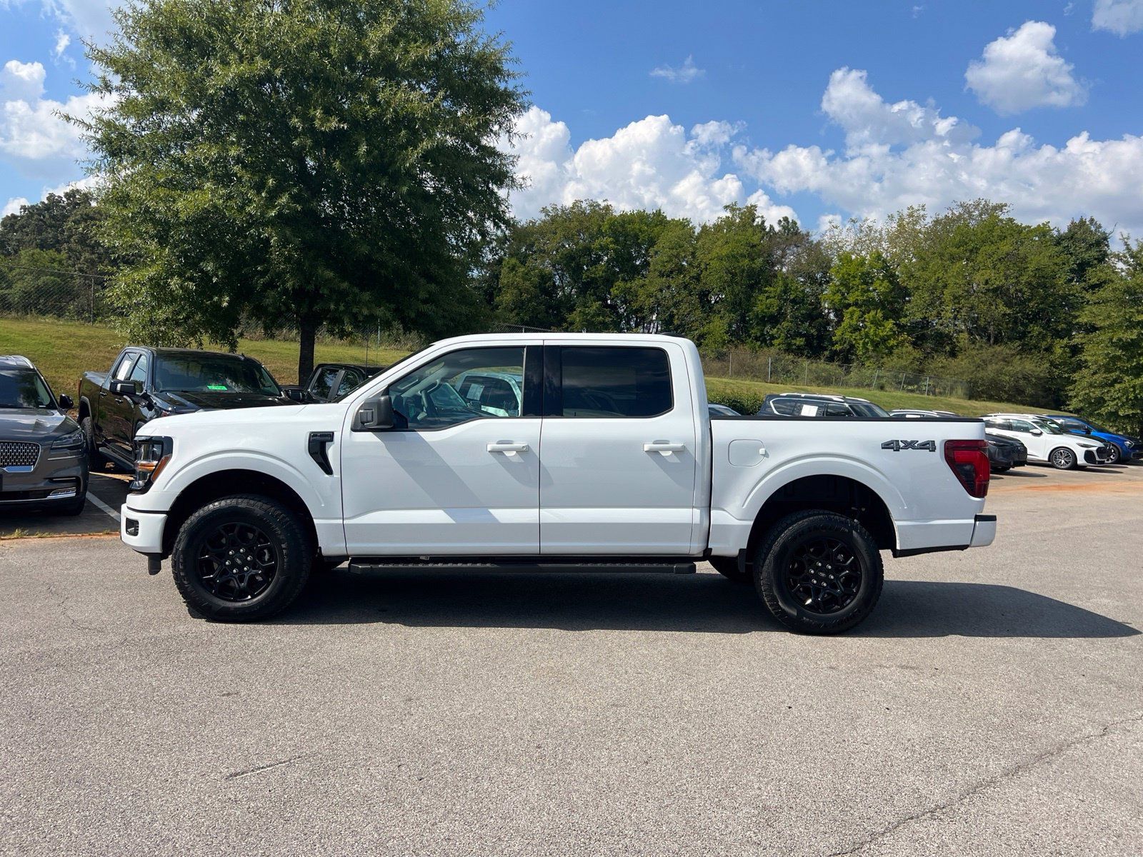 Used 2026 Ford F150 XLT w/ XLT Black Appearance Package AWD/4WD image 9