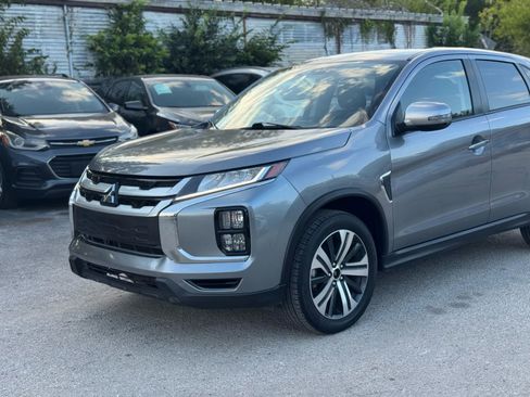 Used 2020 Mitsubishi Outlander Sport SE image 5