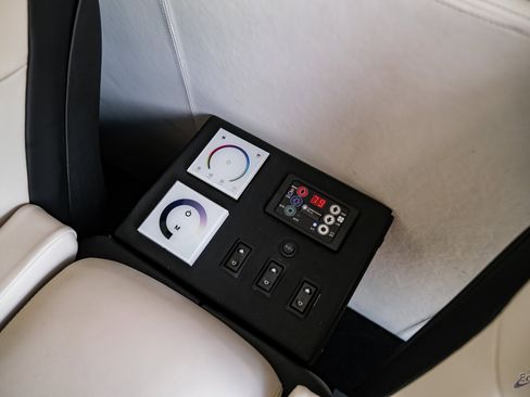 Used 2022 Mercedes-Benz Sprinter 2500 image 63