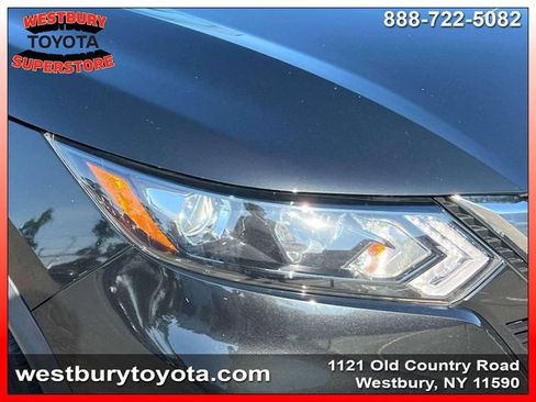 Used 2020 Nissan Rogue Sport SV w/ Technology Package AWD/4WD image 12