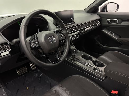 Used 2025 Honda Civic Sport image 8