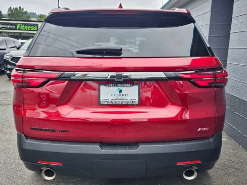 Used 2024 Chevrolet Traverse RS AWD/4WD image 4