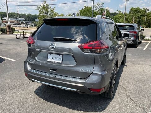 Used 2020 Nissan Rogue SL w/ Premium Package AWD/4WD image 6