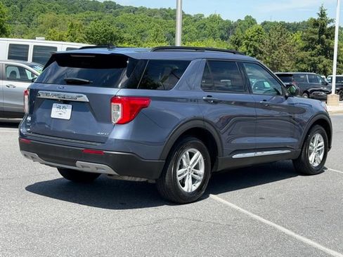Used 2021 Ford Explorer XLT w/ Equipment Group 202A AWD/4WD image 14