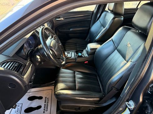 Used 2016 Chrysler 300 S w/ 300S Premium Group image 15