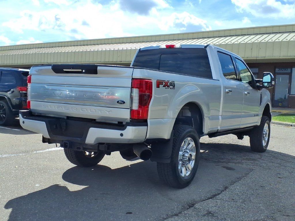 Used 2017 Ford F350 Platinum w/ Platinum Ultimate Package AWD/4WD image 5