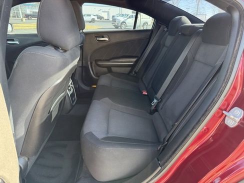 Used 2018 Dodge Charger R/T image 12