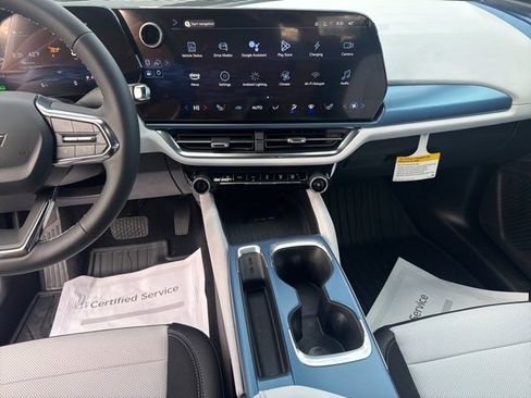 New 2025 Chevrolet Equinox EV LT w/ LPO, All-Weather Mat Package image 18