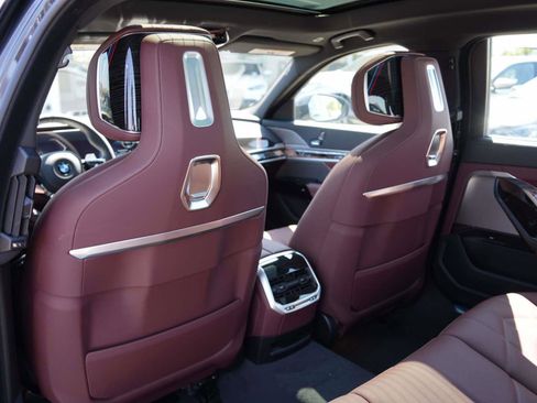 New 2026 BMW 740i w/ Premium Package image 10