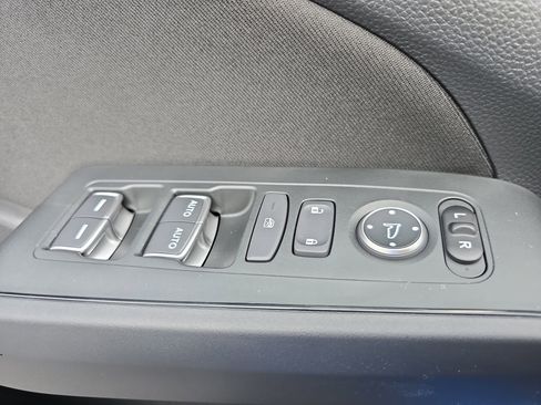 Used 2025 Honda Civic Sport image 27