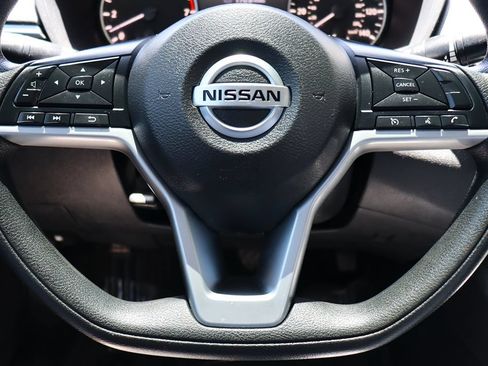 Used 2021 Nissan Altima 2.5 SV FWD image 54