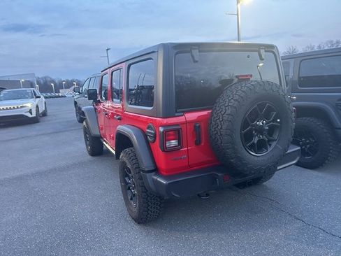 Used 2025 Jeep Wrangler Unlimited Sport S 4xe AWD/4WD image 9