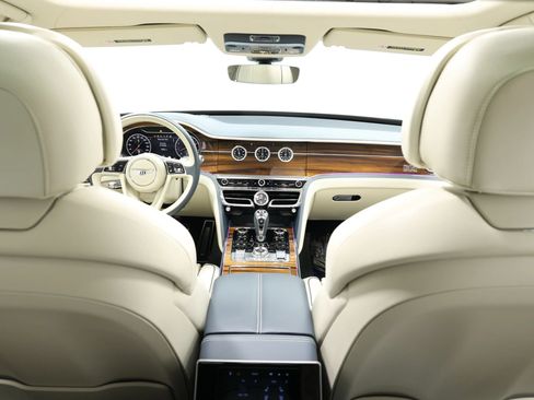 Used 2020 Bentley Flying Spur W12 w/ First Edition Specification AWD/4WD image 33